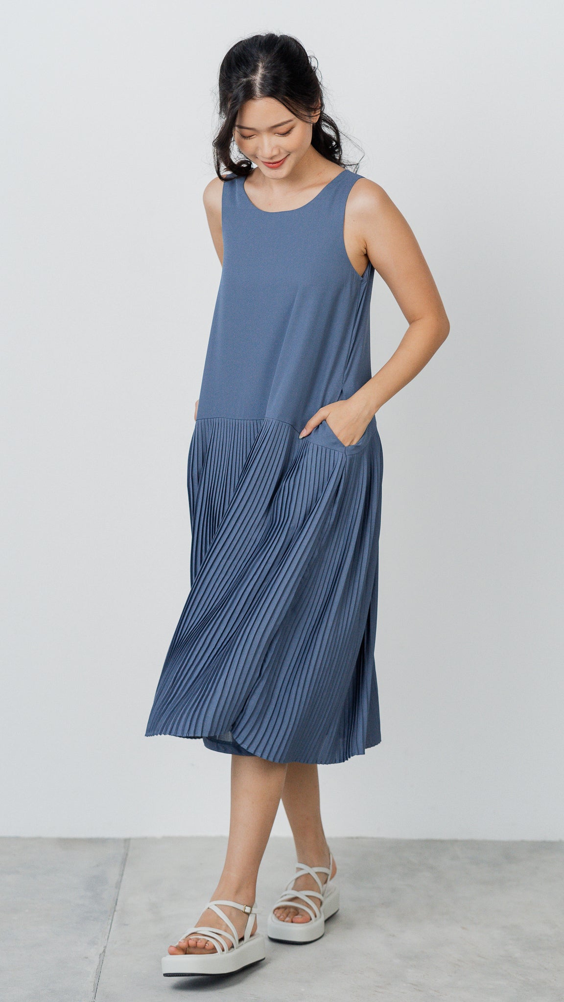 Willow Two-way Pleated Dress in Steel Blue [ONLINE ONLY] - First